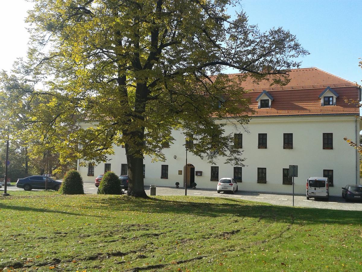 Hotel Zamek Havířov Exterior foto